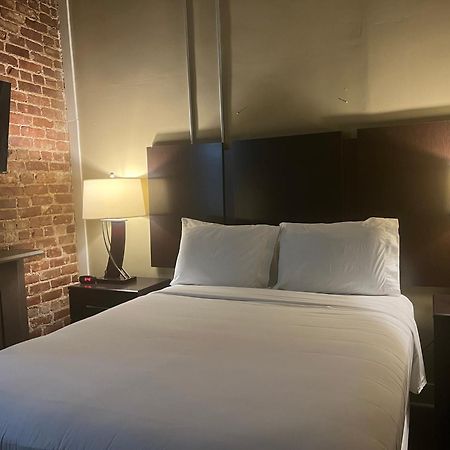 The Skylight Hotel Грінвілл Екстер'єр фото