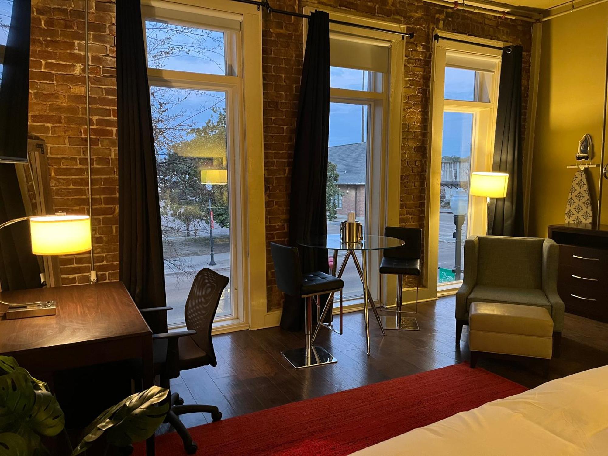 The Skylight Hotel Грінвілл Екстер'єр фото