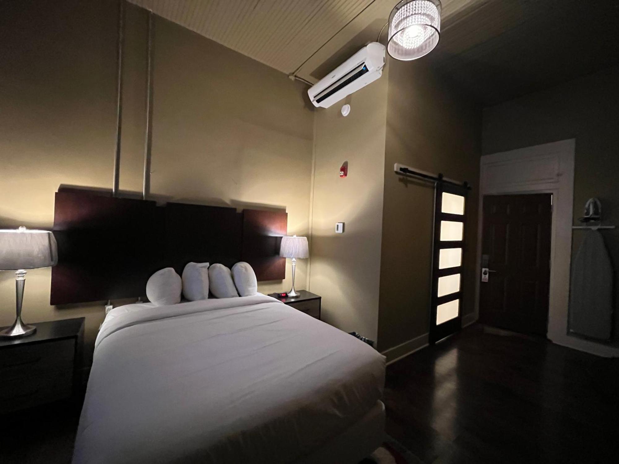 The Skylight Hotel Грінвілл Екстер'єр фото