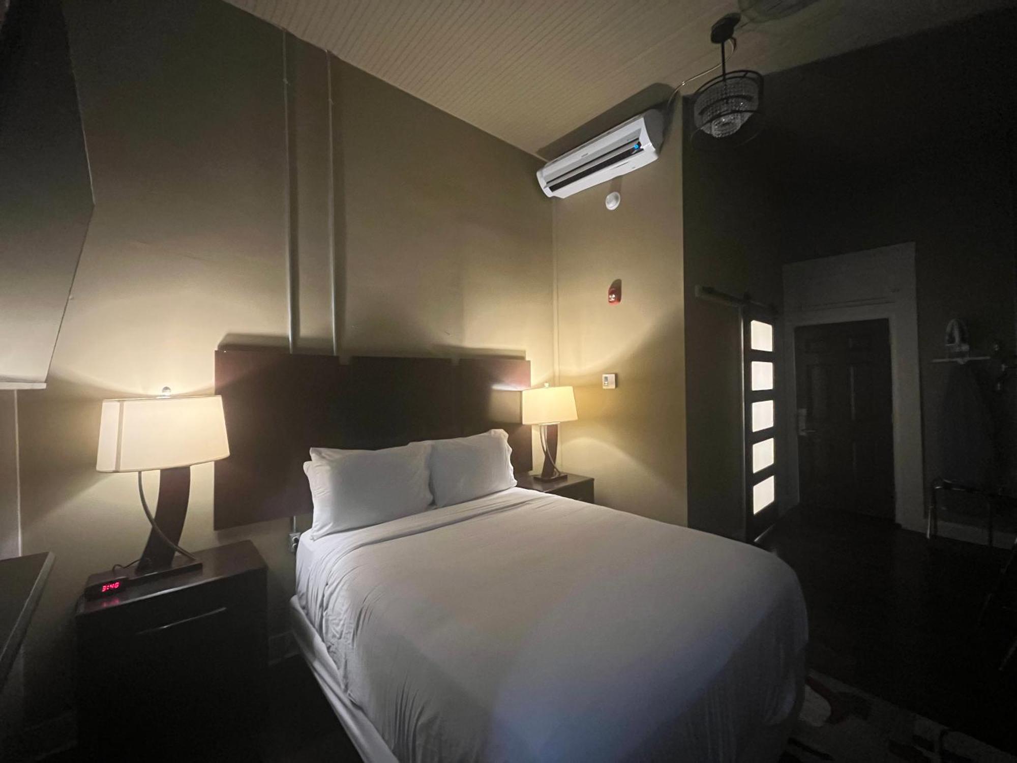 The Skylight Hotel Грінвілл Екстер'єр фото